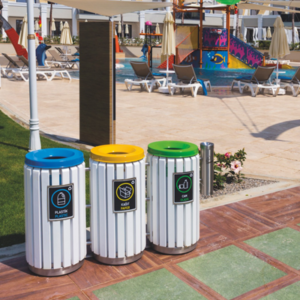 Poubelles en bois